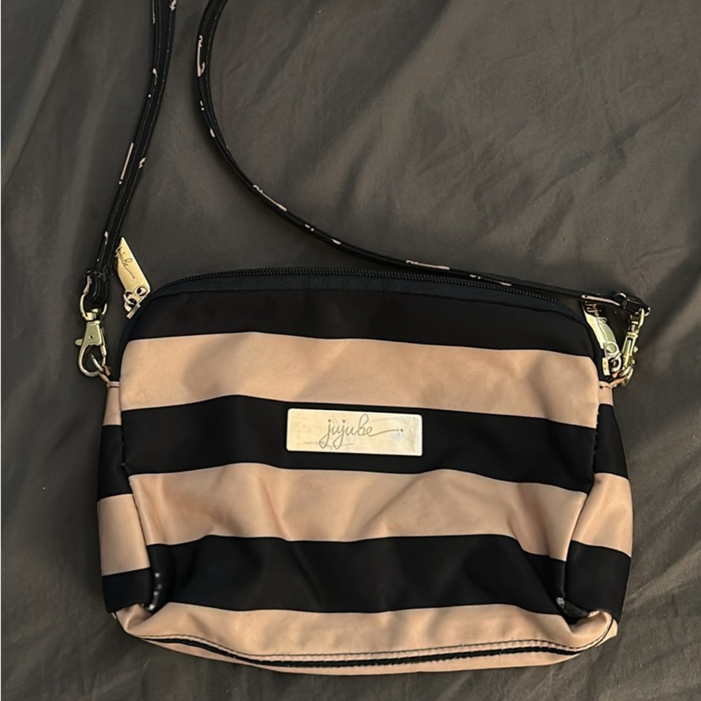 NWOT Jujube small side purse